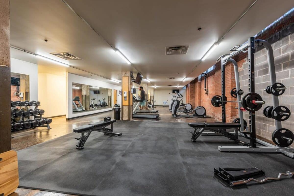 3Br Luxury Historic Loft With Gym By Envitae Kansas City Kültér fotó