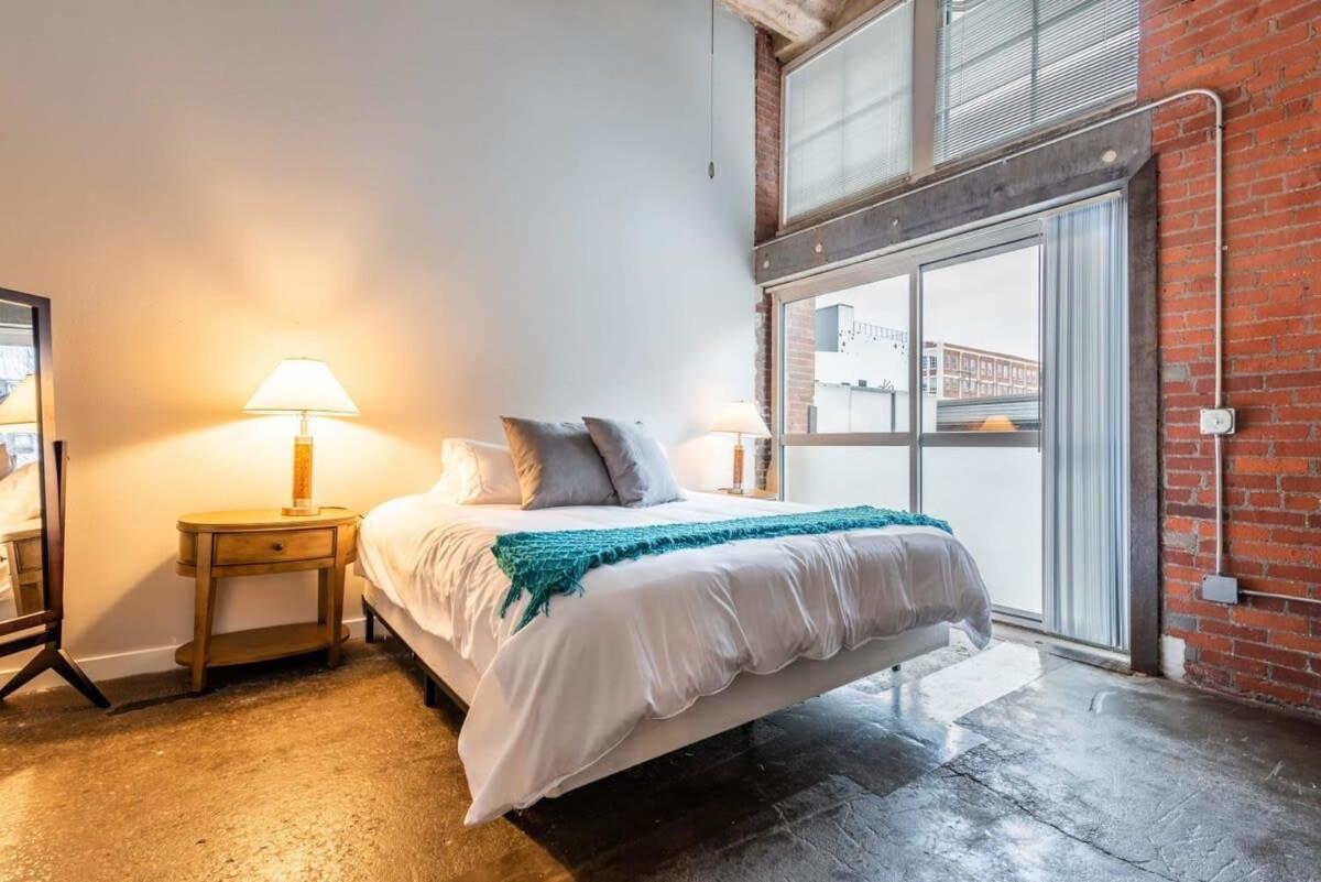 3Br Luxury Historic Loft With Gym By Envitae Kansas City Kültér fotó
